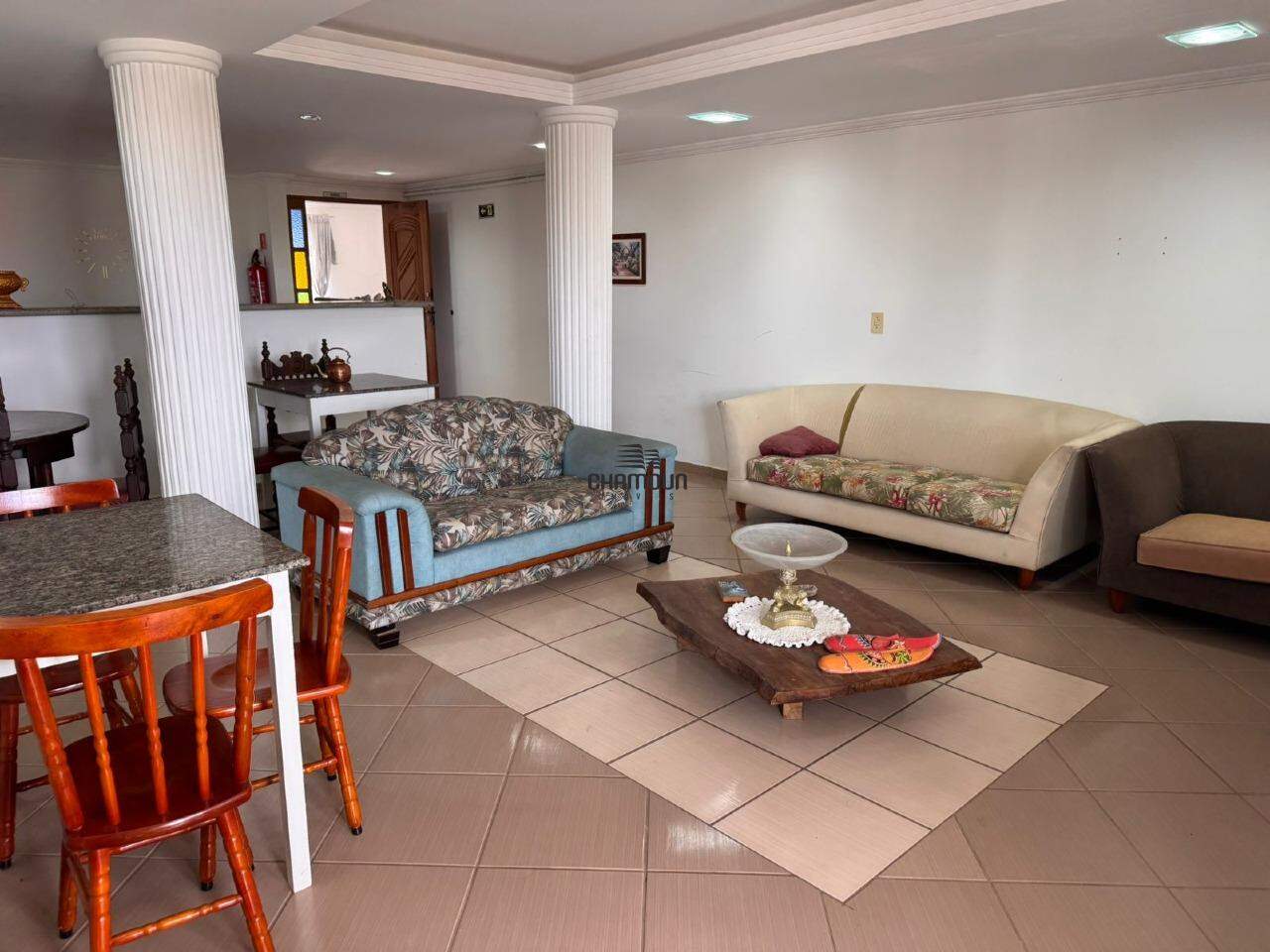 Ponto Comercial à venda no Nova Guarapari: Casa frente rodovia em Nova Guarapari 