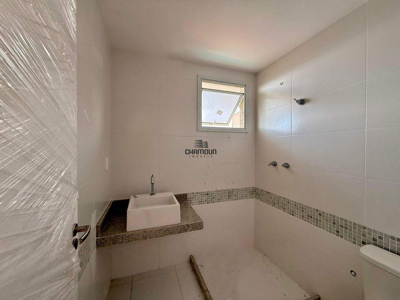 Apartamento à venda no Nova Guarapari: Apto 3 quartos 1 suíte próximo a Praia de Peracanga em Nova Guarapari / Guarapari ES
