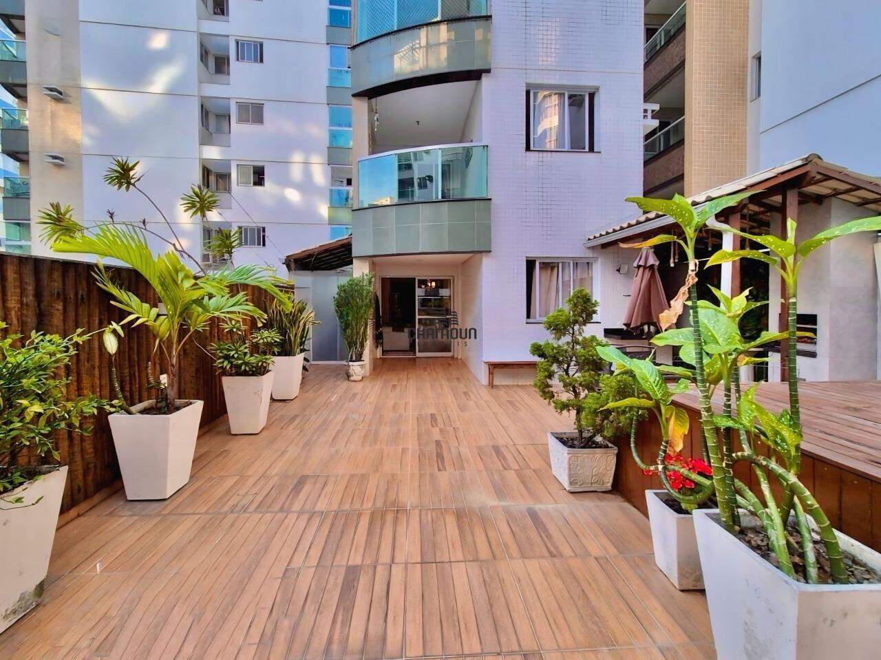 Apartamento à venda no Centro:  2 quartos, 1 suíte, 1 vaga, Centro - Guarapari/ES