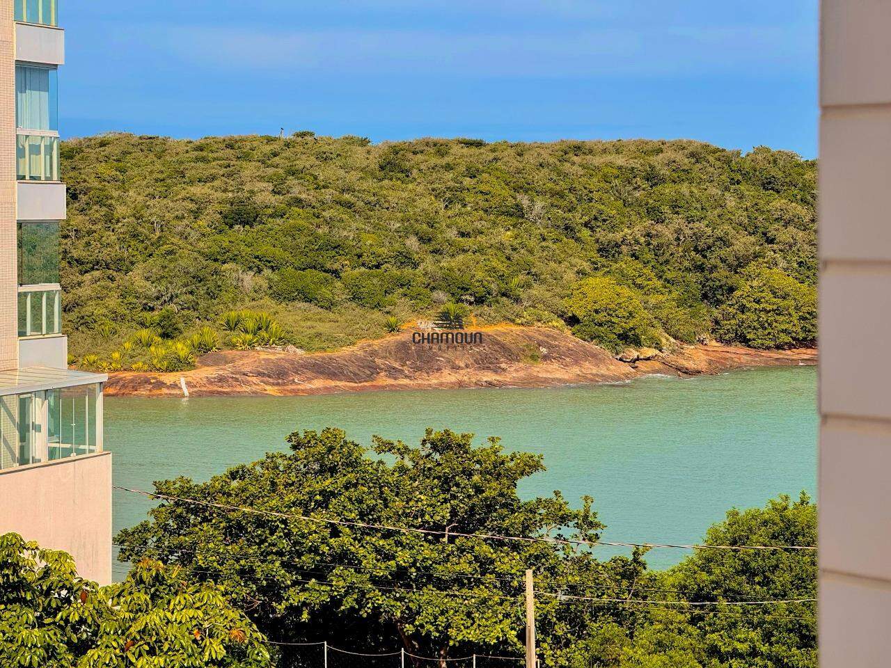 Apartamento à venda no Enseada Azul: Apto com 3 quartos 1 suíte 3 banheiros