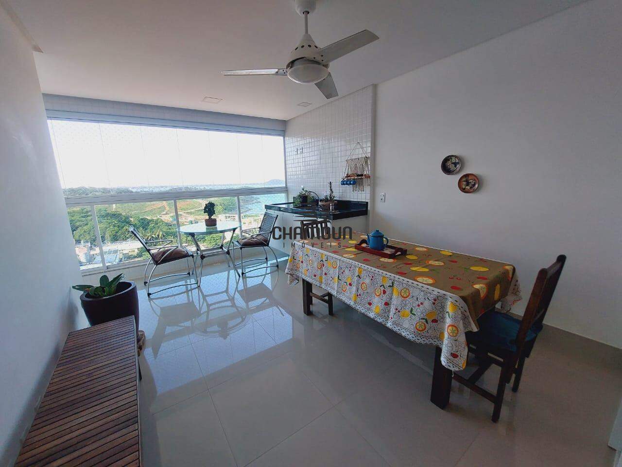 Apartamento à venda no Praia do Morro: 03 quartos sendo 01 suite, 02 Vagas de Garagem, Vista p/ o Mar, Praia do Morro, Guarapari - ES