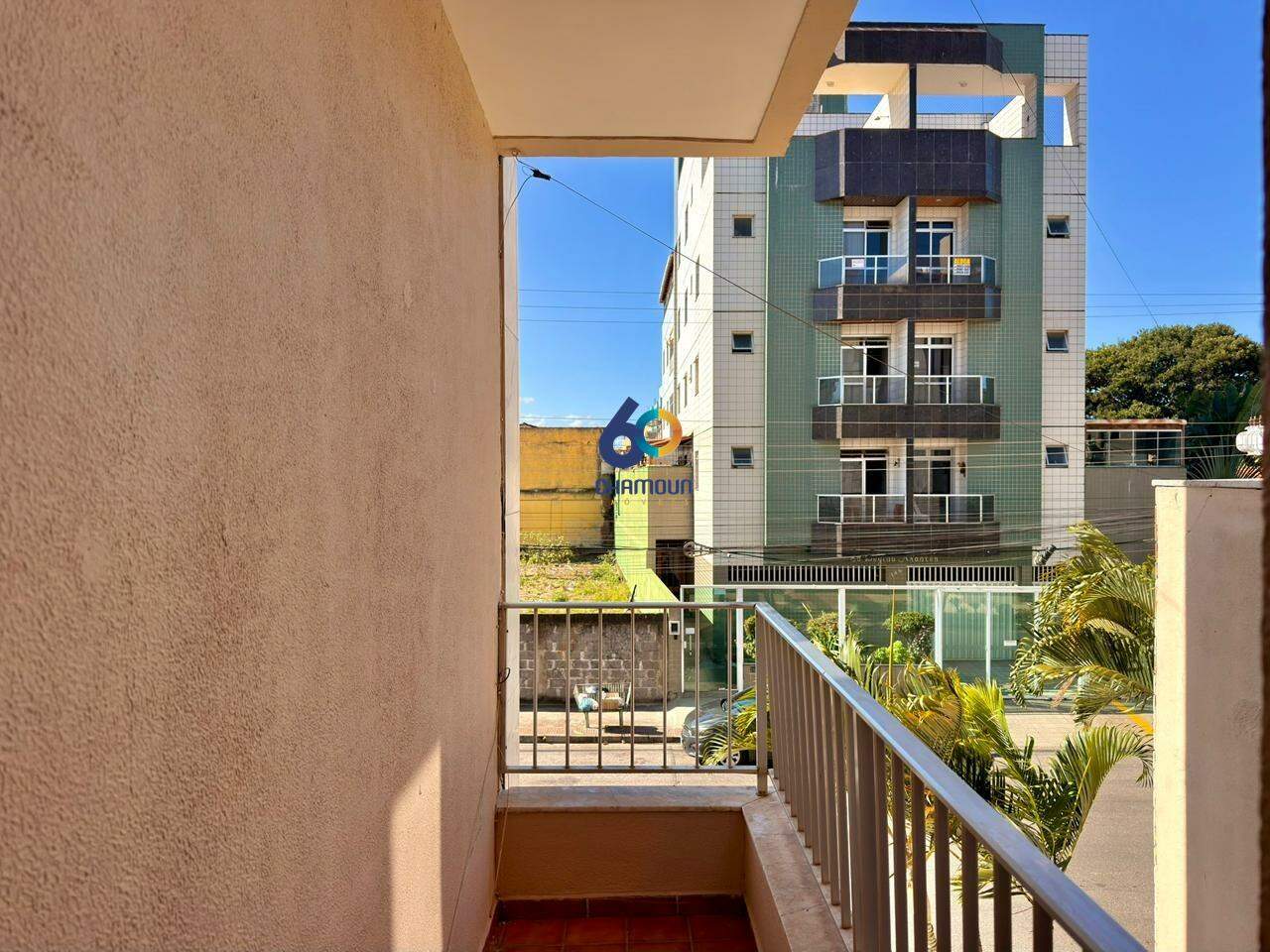 Apartamento à venda no Praia do Morro: 03 Quartos sendo 02 Suites, Varanda, Area Externa, 105 mts²
