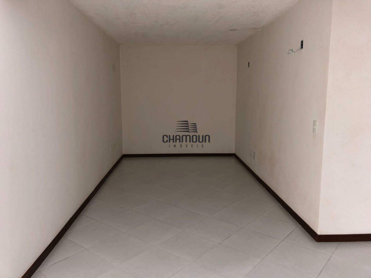 Loja à venda no Centro: Loja no Centro de Guarapari, 148m², Próxima ao Comércio e Praia