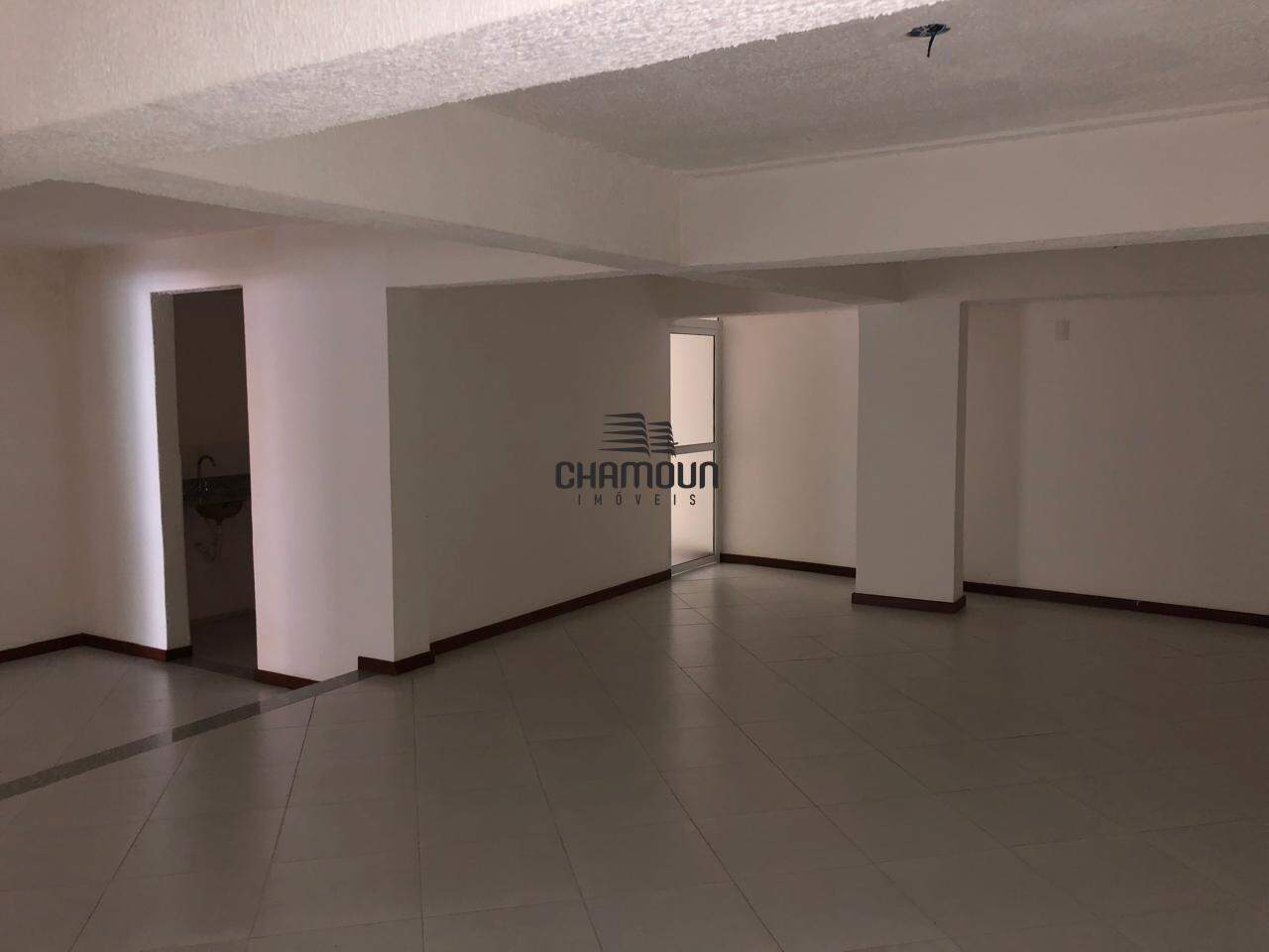 Loja à venda no Centro: Loja no Centro de Guarapari, 148m², Próxima ao Comércio e Praia