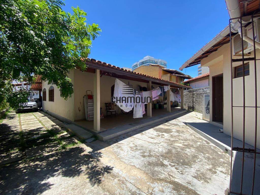 Casa à venda no Enseada Azul: casa a venda na praia de Peracanga