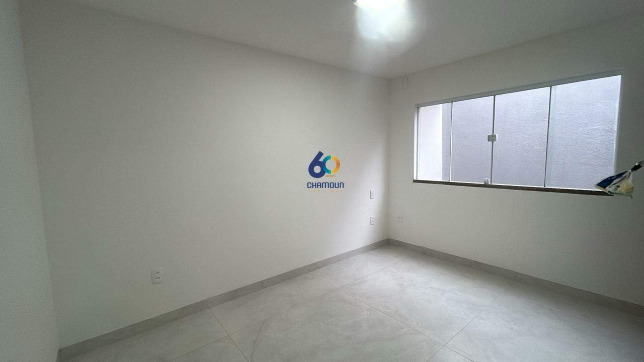 Casa à venda no Morada do Sol: Casa Residencial 3 Quartos (2 Suítes) na Morada do Sol, Vila Velha - 4 Vagas