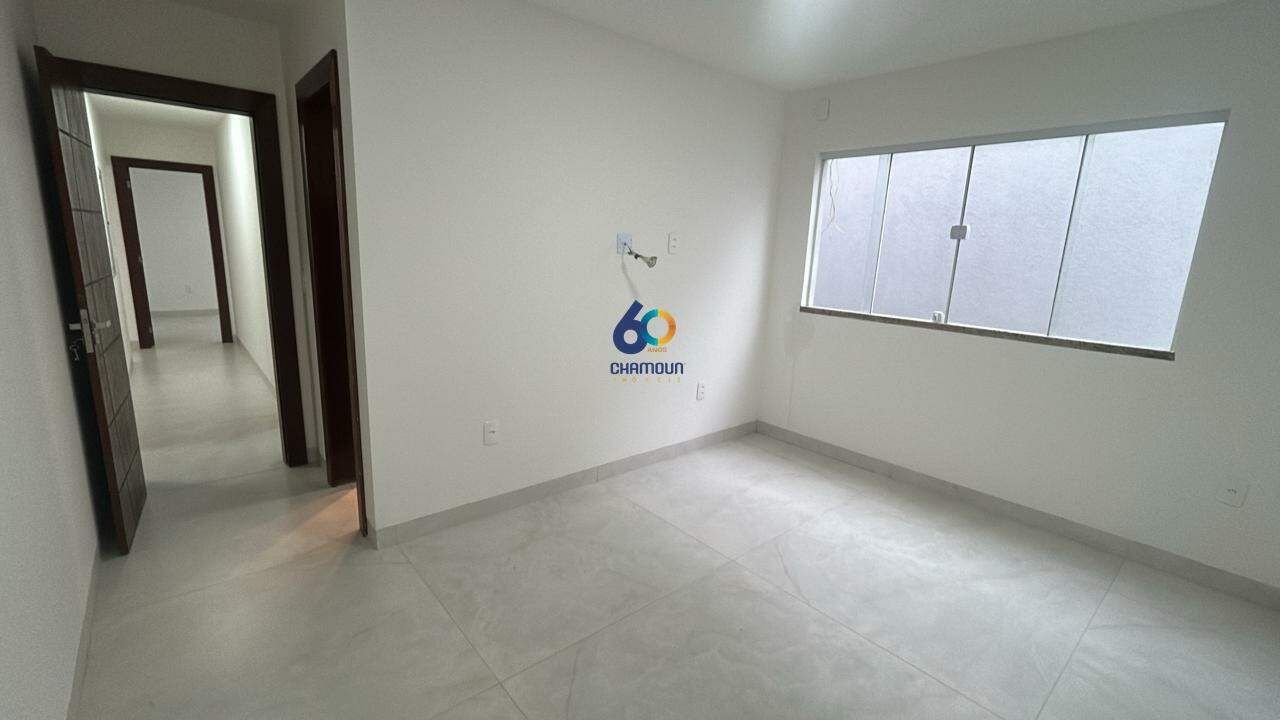 Casa à venda no Morada do Sol: Casa Residencial 3 Quartos (2 Suítes) na Morada do Sol, Vila Velha - 4 Vagas