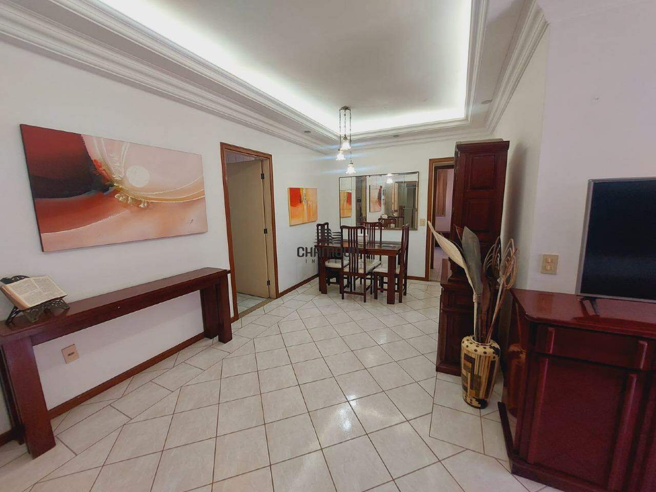 Apartamento à venda no Praia do Morro:  3 quartos sendo 1 suite + DCE e 2 vagas e vista para o mar na Praia do Morro - Guarapari ES