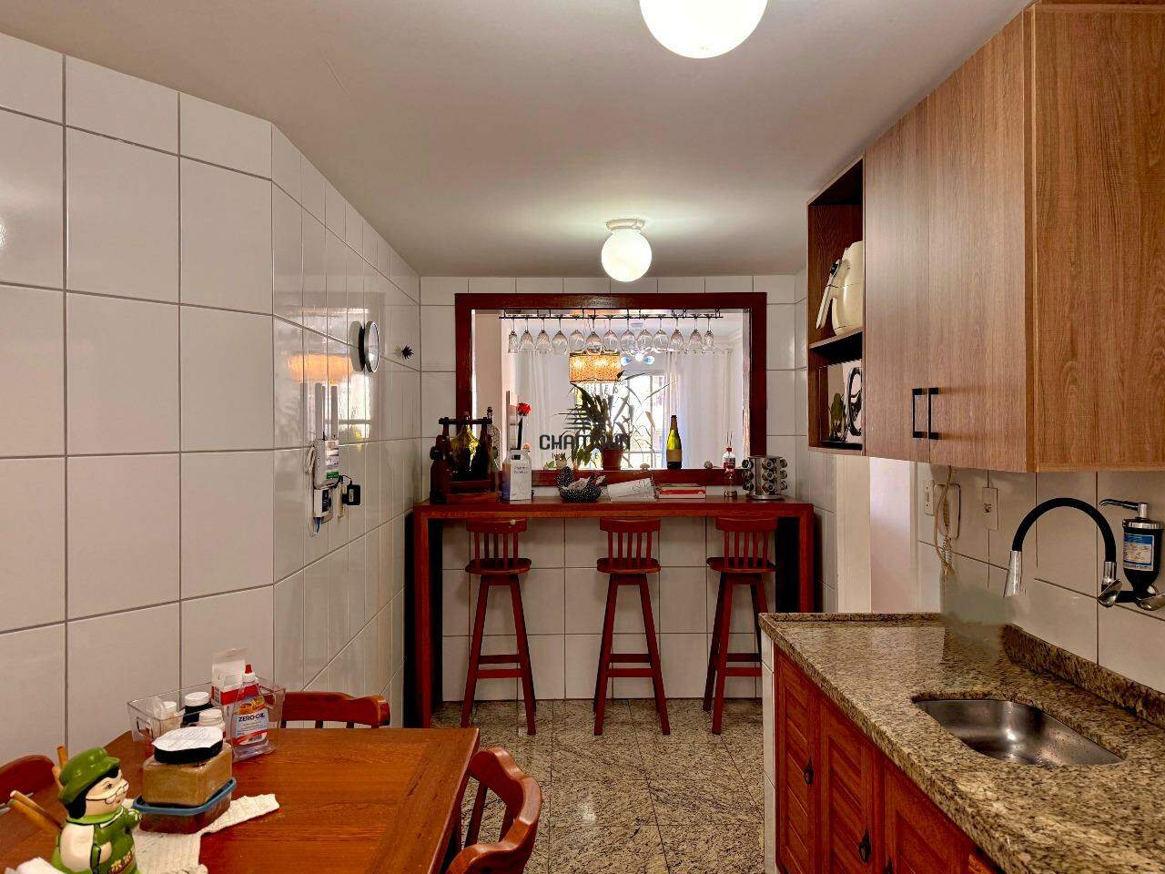 Apartamento à venda no Enseada Azul: 3 quartos 1 suíte 3 banheiros 2 vagas na Praia de Peracanga