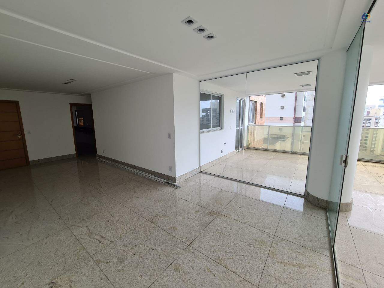 Apartamento à venda no Praia da Costa: 