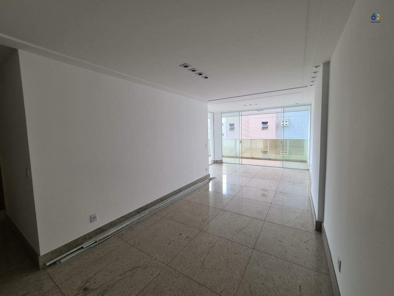 Apartamento à venda no Praia da Costa: 