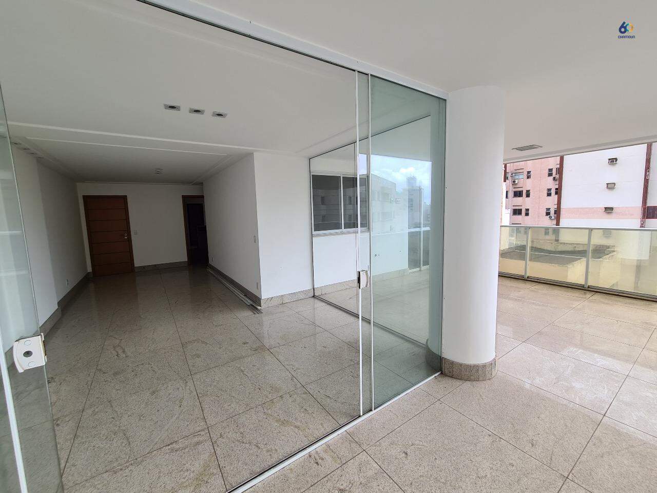 Apartamento à venda no Praia da Costa: 