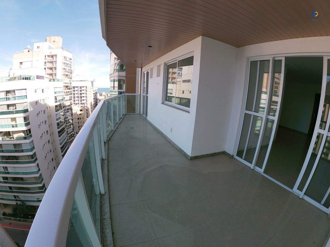 Apartamento à venda no Itapuã: 