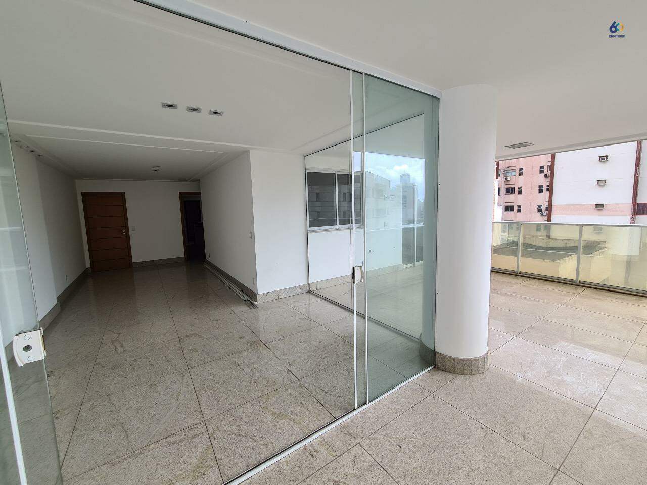 Apartamento à venda no Praia da Costa: 