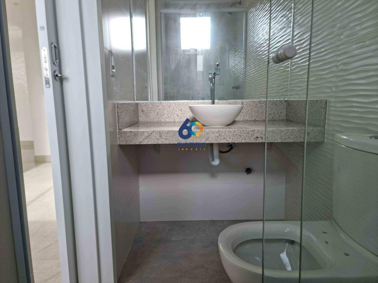 Apartamento à venda no Itapuã: 