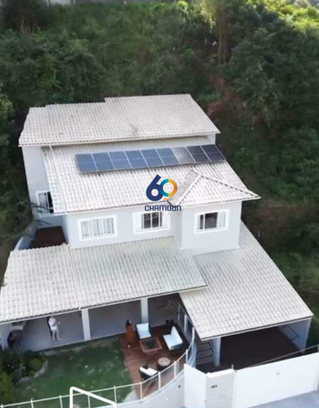 Casa à venda no Centro:  4 Suítes no Coração da Cidade de Domingos Martins.