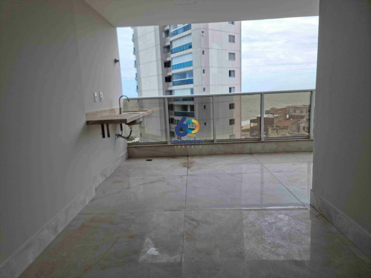 Apartamento à venda no Itapuã: 