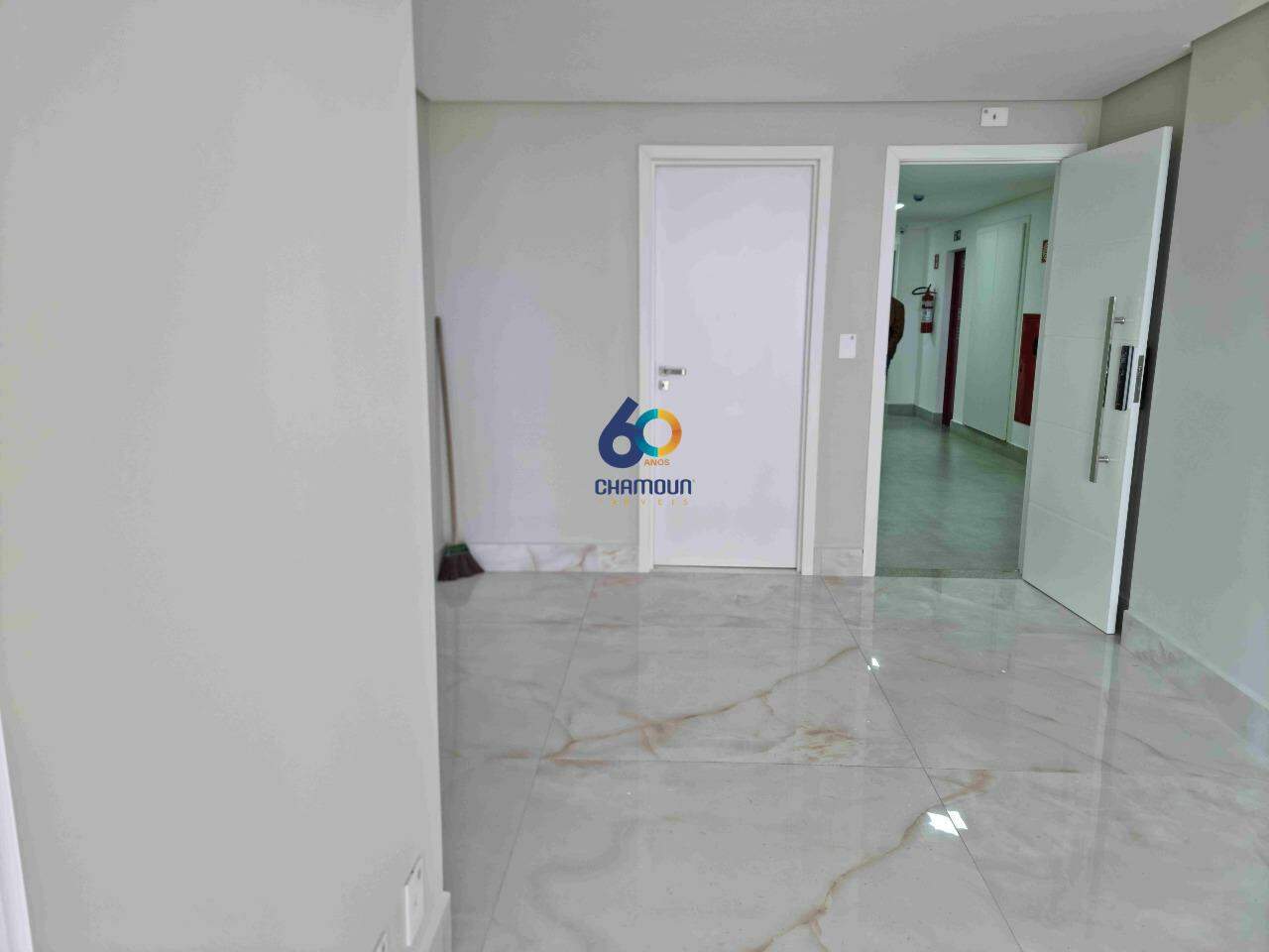 Apartamento à venda no Itapuã: 
