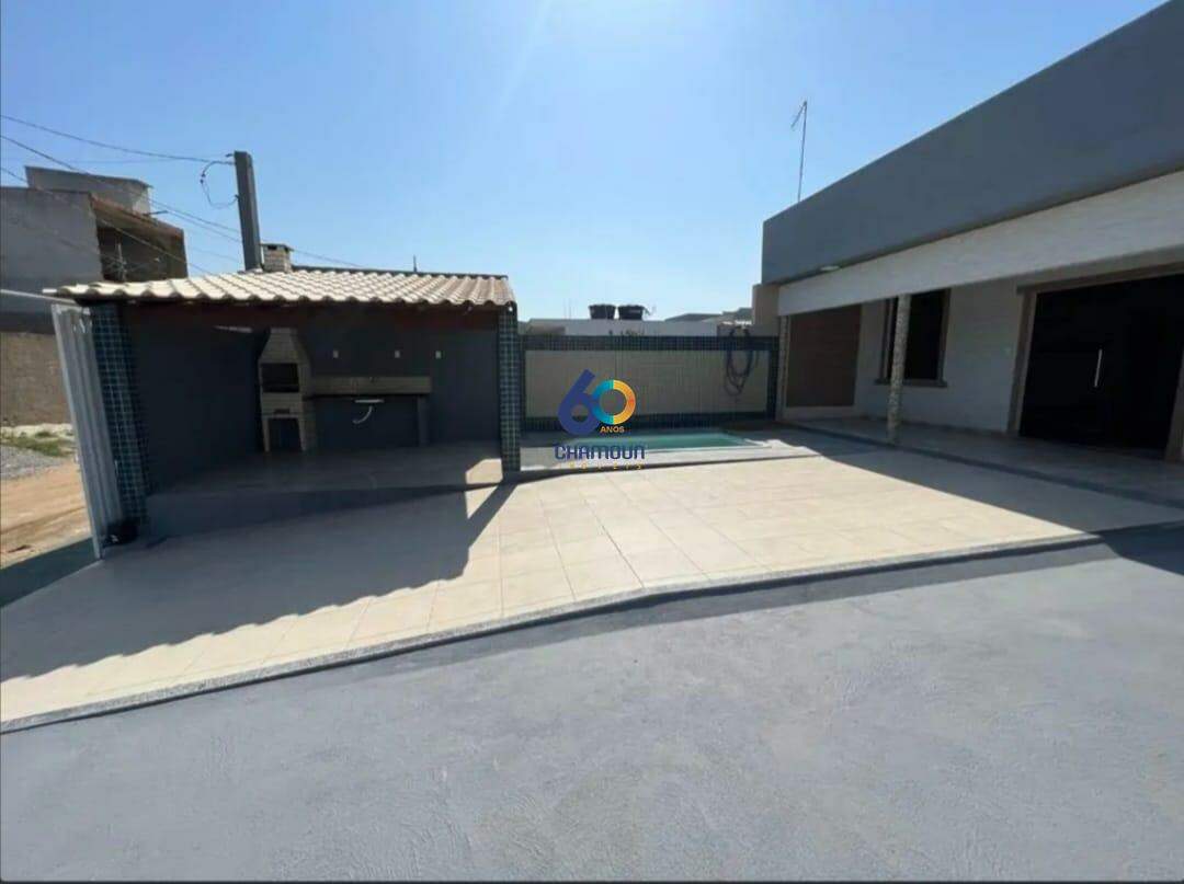 Casa à venda no Belo Horizonte: Casa com 2 quartos à venda em Marataízes.