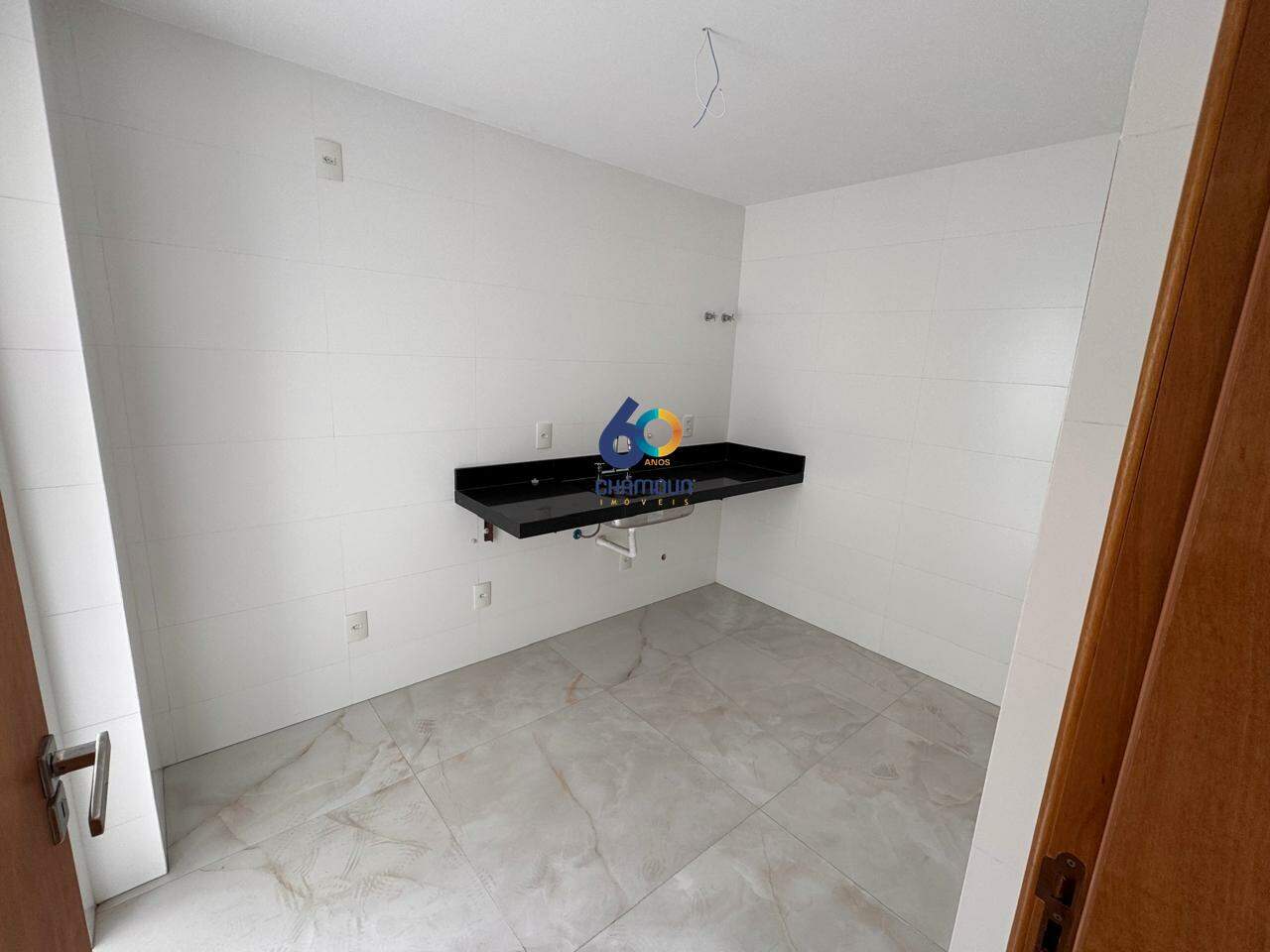 Apartamento à venda no Praia da Costa: Apartamento 4 quartos na Praia da Costa