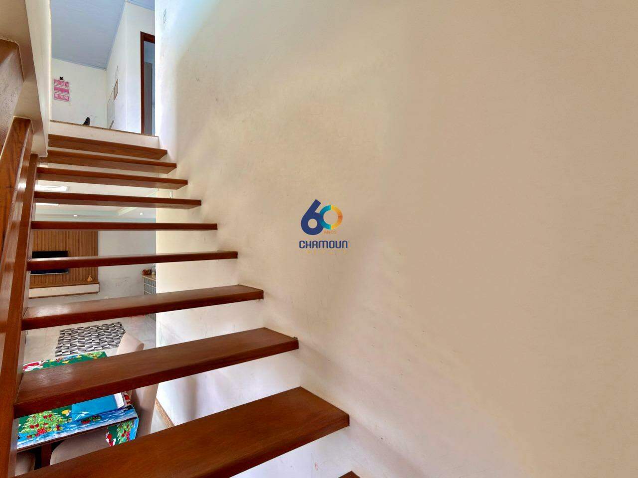 Casa à venda no Rio Calçado: Casa em Boenos Aires 3 quartos 1 suíte 3 banheiros e 6 vagas 