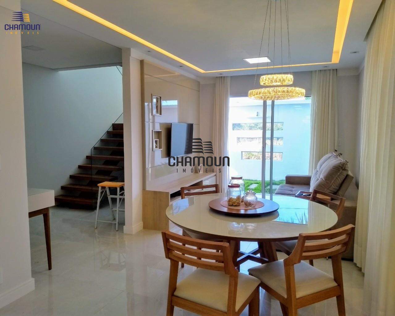 Casa à venda no Ubú: Sala de Jantar