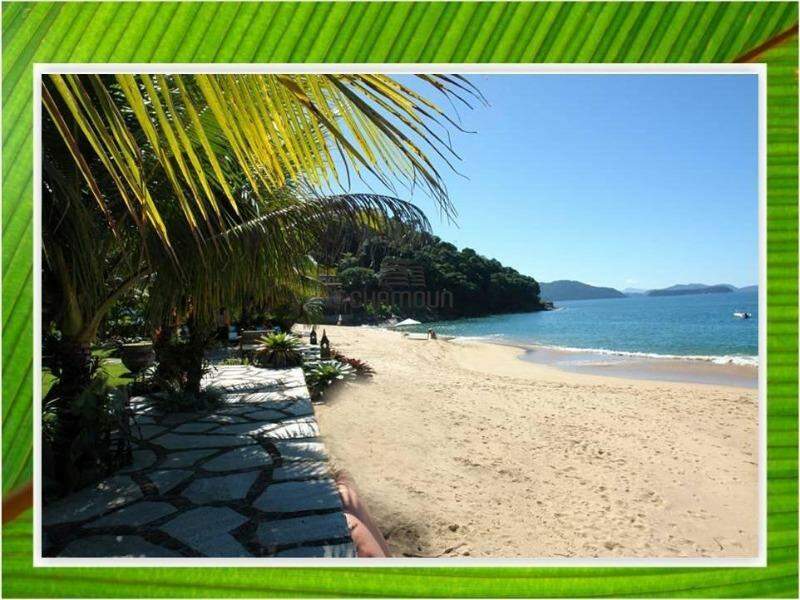 Casa à venda no Praia Vermelha: Casa Alto Padrão em Angra dos Reis /RJ frente mar