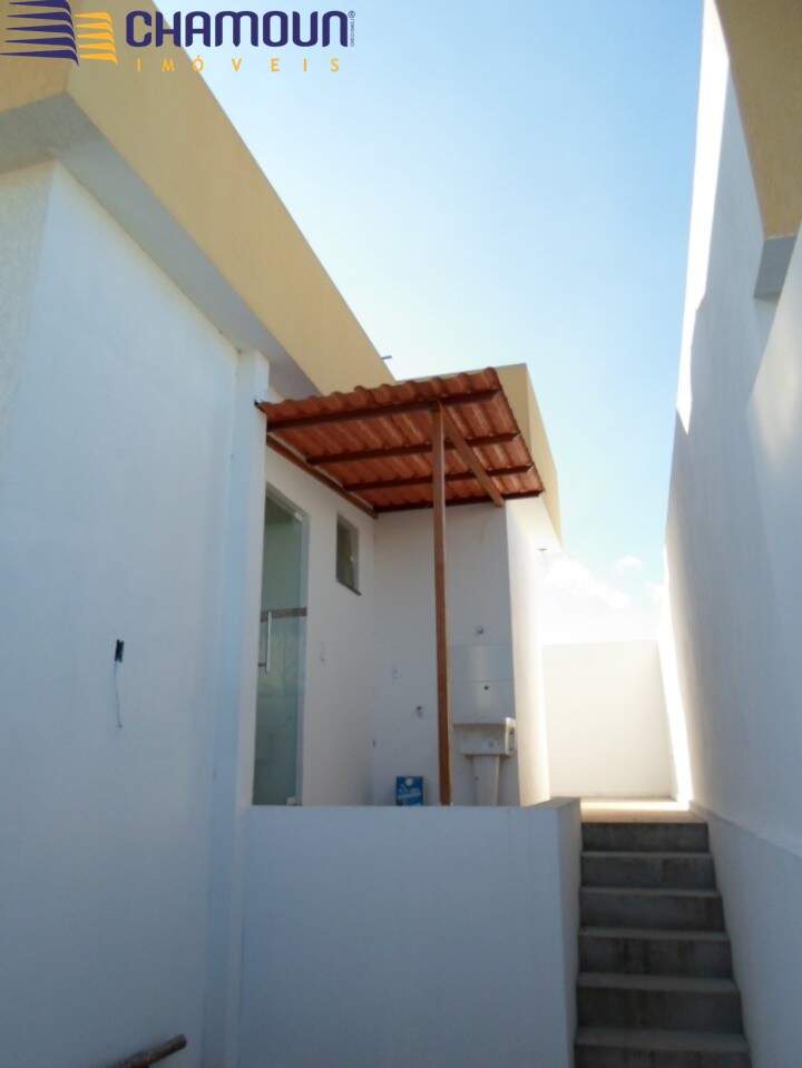 Casa à venda no Fátima Cidade Jardim: Casa 2 quartos, á venda em Guarapari, Bairro de Fatima/ Lateral da casa