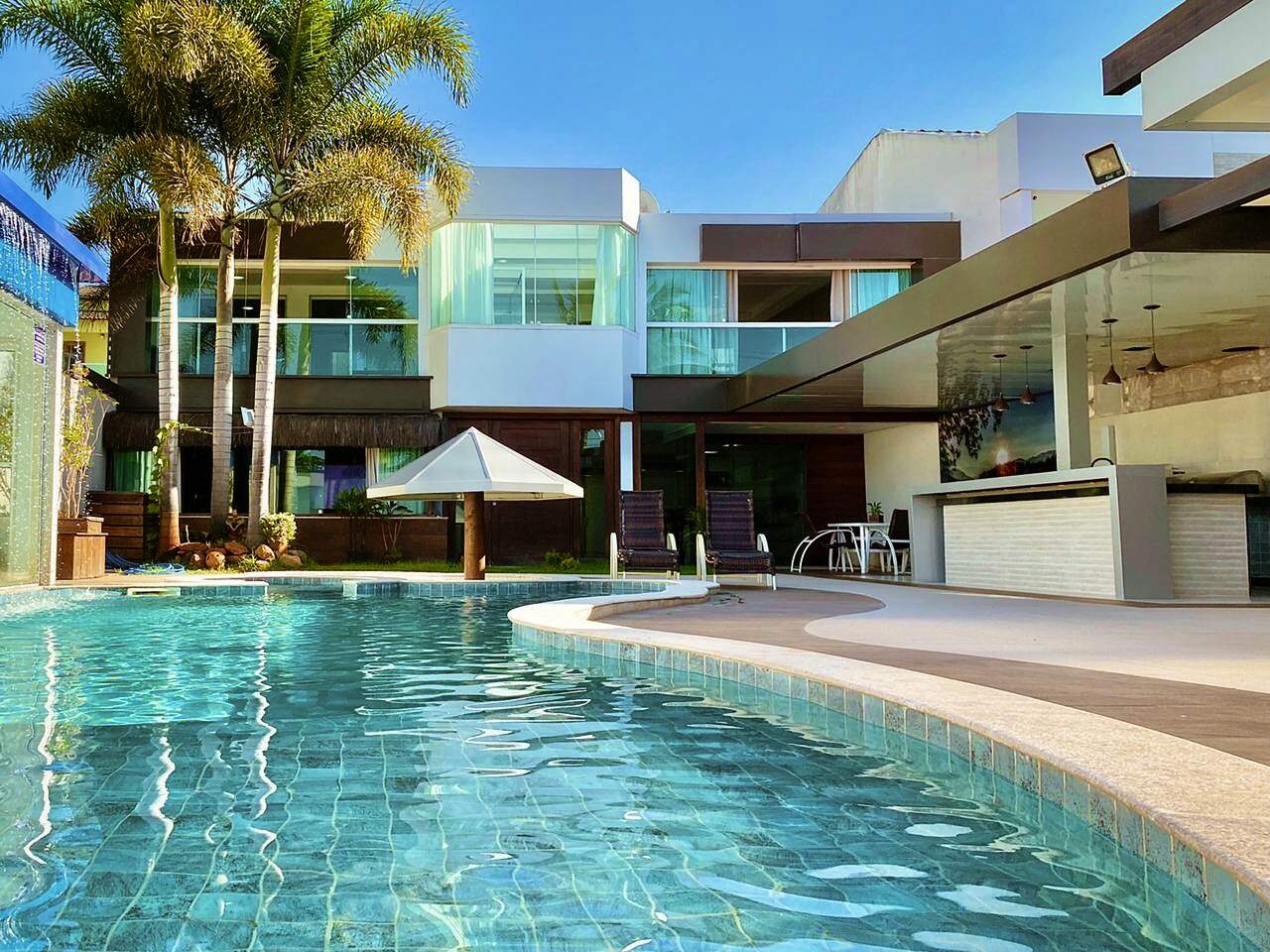 Casa à venda no Nova Guarapari: Casa à venda, 4 quartos, 2 suítes, 2 vagas, Nova Guarapari - Guarapari/ES