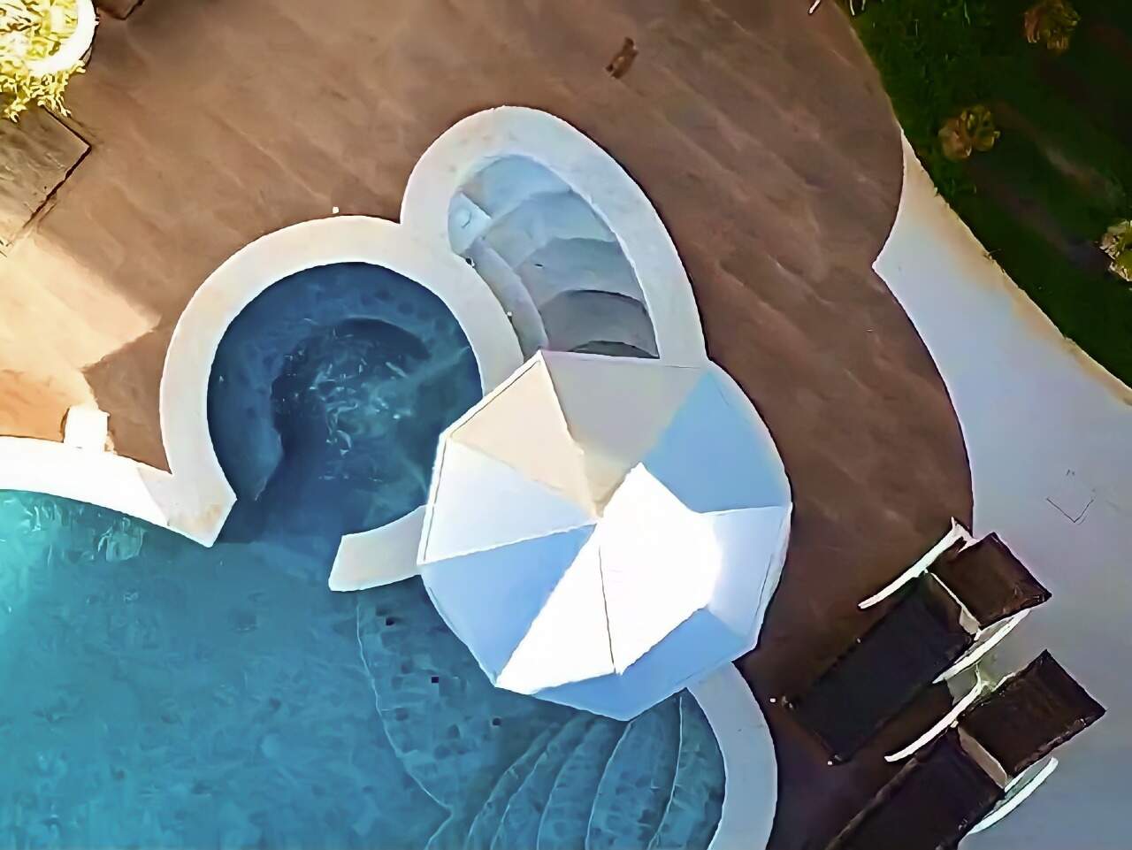 Casa à venda no Nova Guarapari: Casa à venda, 4 quartos, 2 suítes, 2 vagas, Nova Guarapari - Guarapari/ES