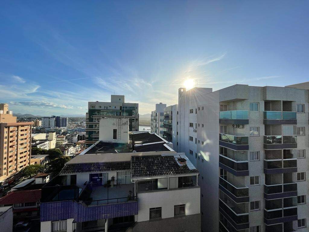 Apartamento à venda no Centro: Apartamento à venda, 4 quartos, 3 suítes, Centro - Guarapari/ES