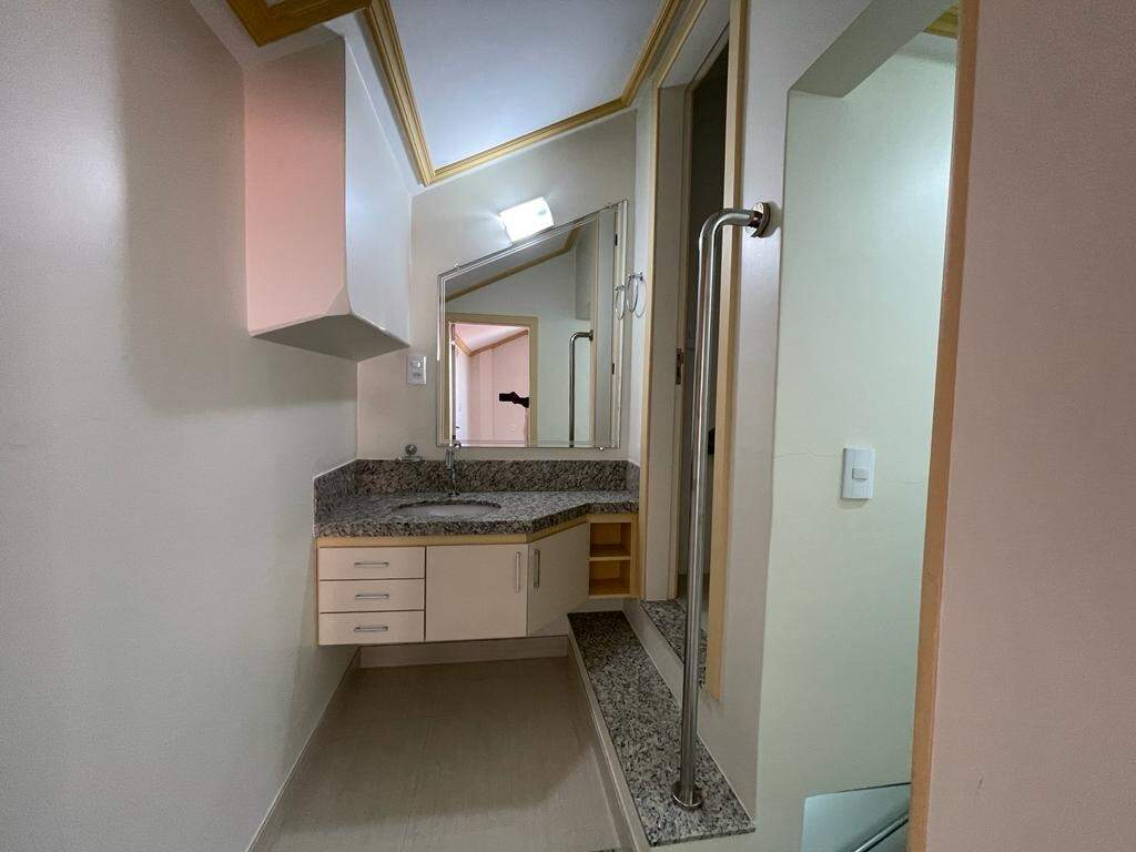 Apartamento à venda no Centro: Apartamento à venda, 4 quartos, 3 suítes, Centro - Guarapari/ES