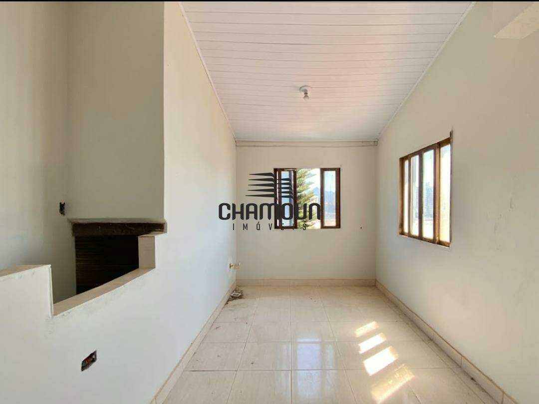 Casa à venda no Centro: Casa de frente para o mar a venda em Guarapari