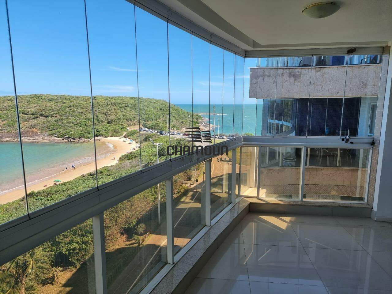 Apartamento à venda no Enseada Azul: apartamento frente mar praia de Peracanga