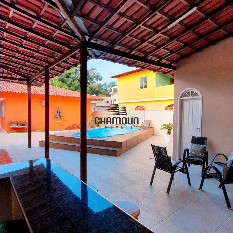 Casa à venda no Ipiranga: Casa com 4 quartos a venda no Ipiranga em Guarapari