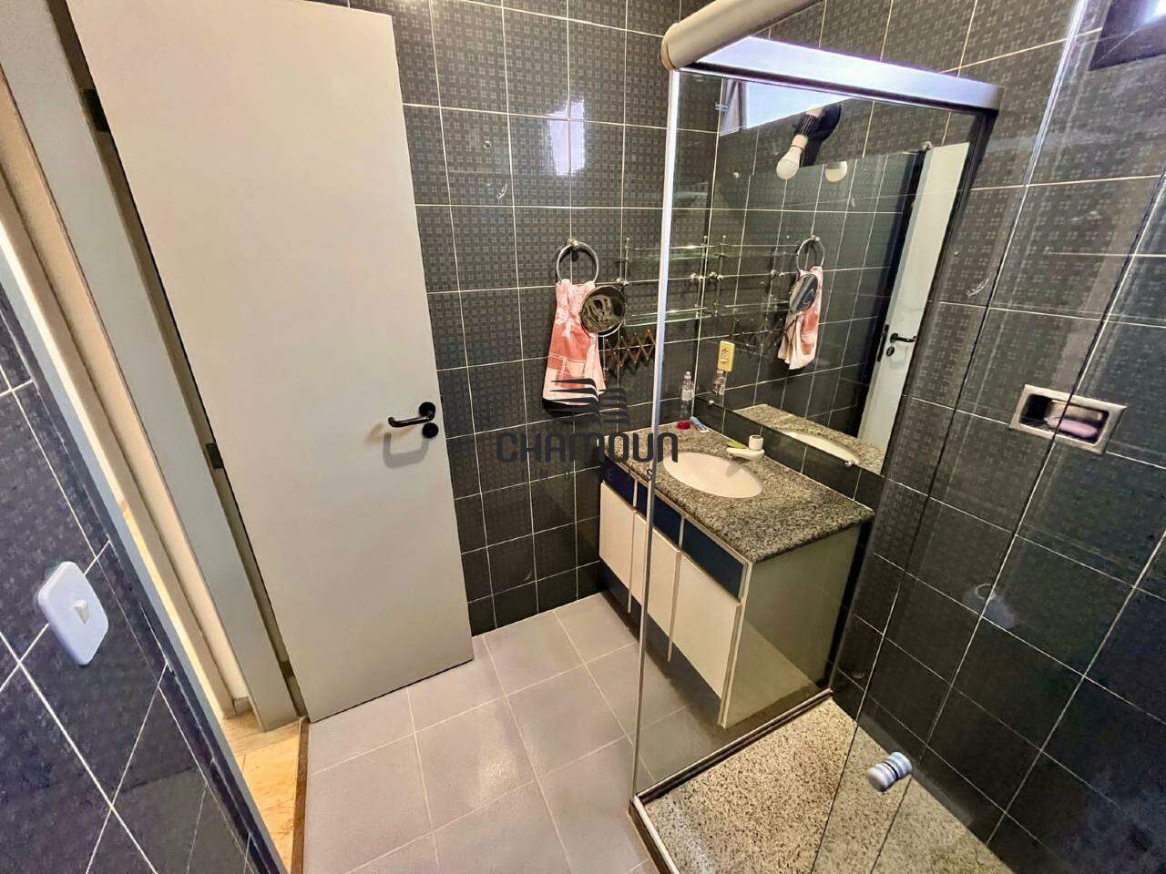 Casa à venda no Meaipe: Casa duplex 4 suítes à venda em Guarapari na Enseada Verde