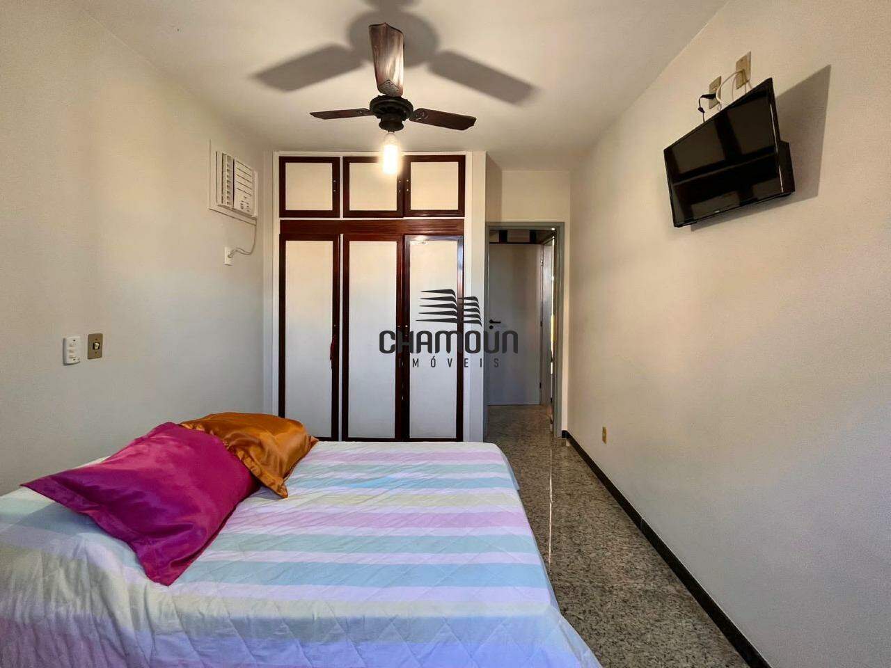 Casa à venda no Meaipe: Casa duplex 4 suítes à venda em Guarapari na Enseada Verde