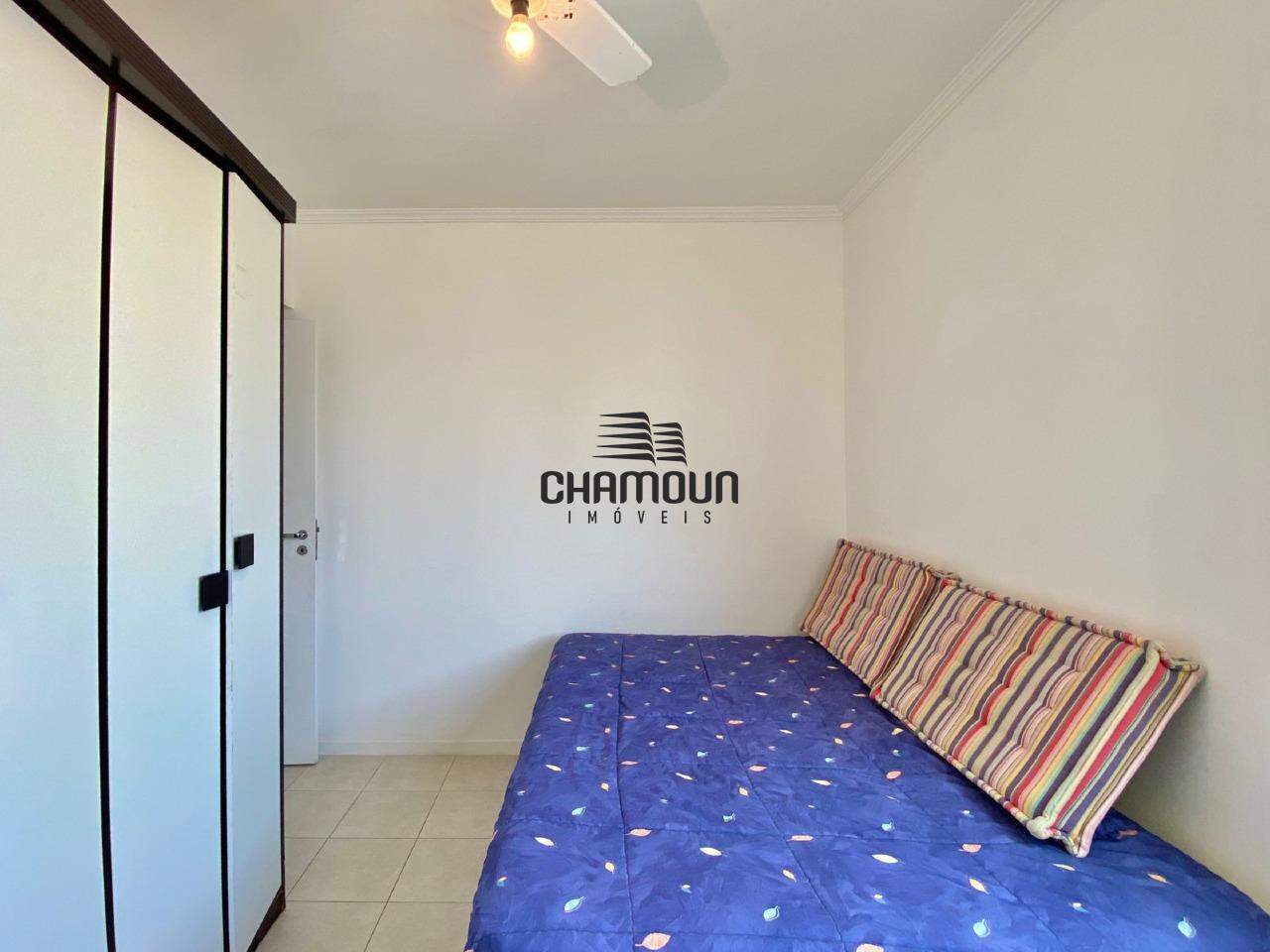 Cobertura à venda no Enseada Azul: composta de 3 quartos, sendo uma suíte, uma sala ampla, uma deliciosa varanda com sol da manha e duas vagas de garagem