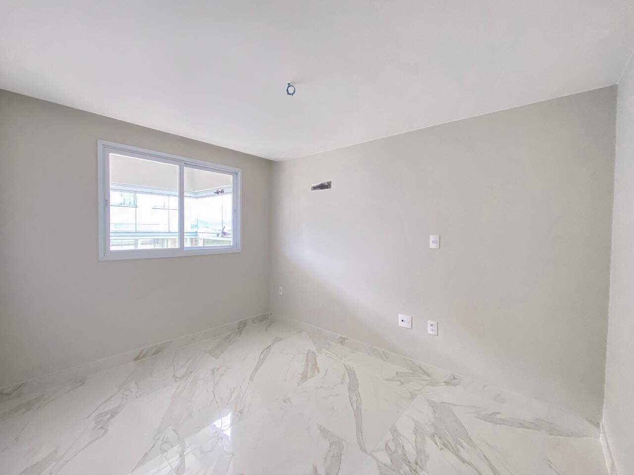 Apartamento à venda no Centro: Apartamento 2 quartos centro de Guarapari 