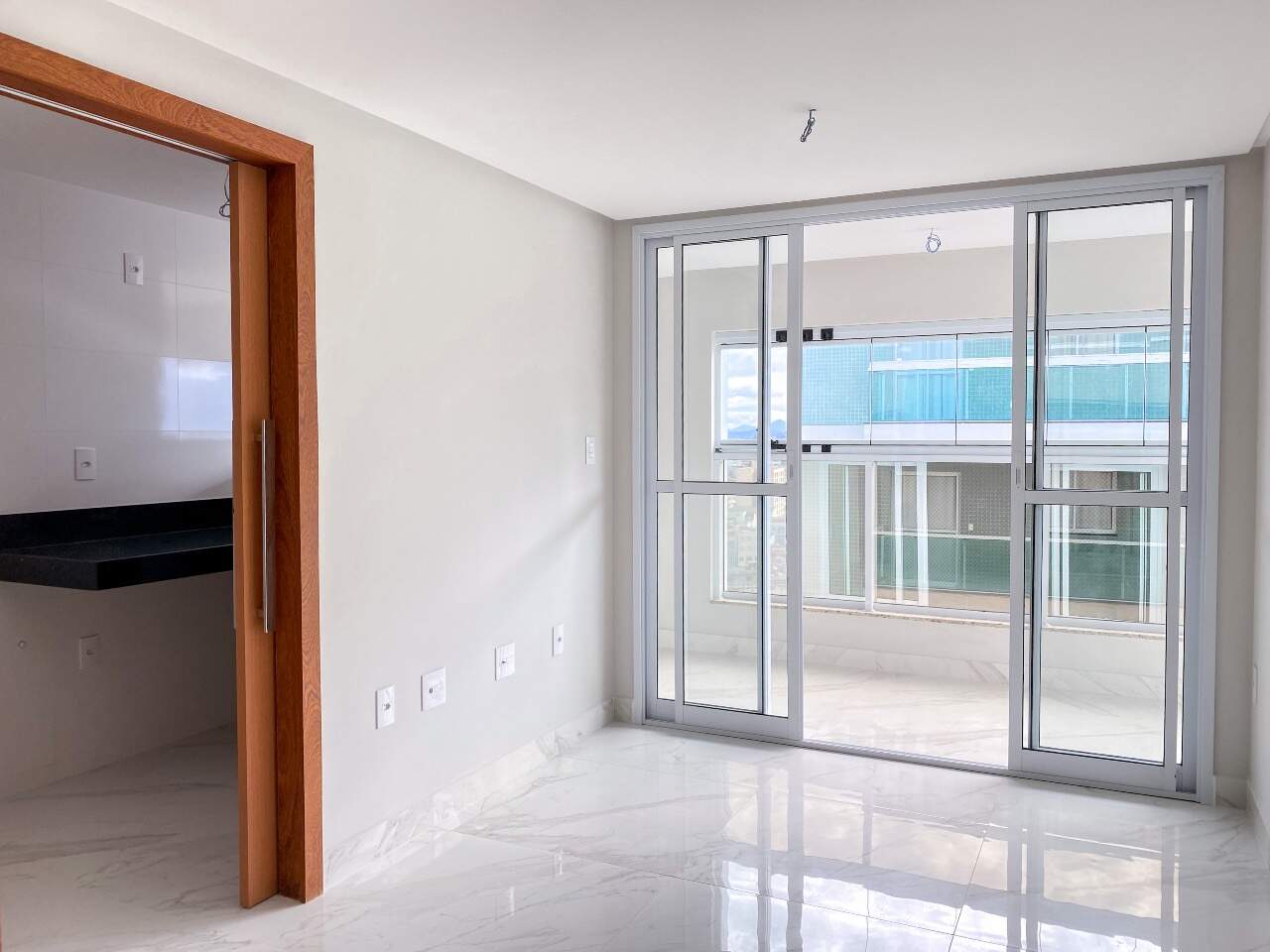Apartamento à venda no Centro: Apartamento 2 quartos centro de Guarapari 