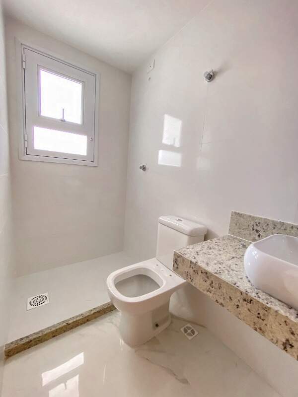 Apartamento à venda no Centro: Apartamento 2 quartos centro de Guarapari 