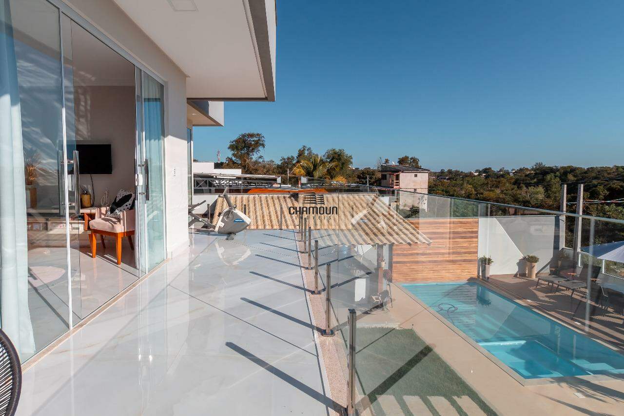 Casa à venda no Nova Guarapari: Casa á venda com 4 quartos em Guarapari.      
