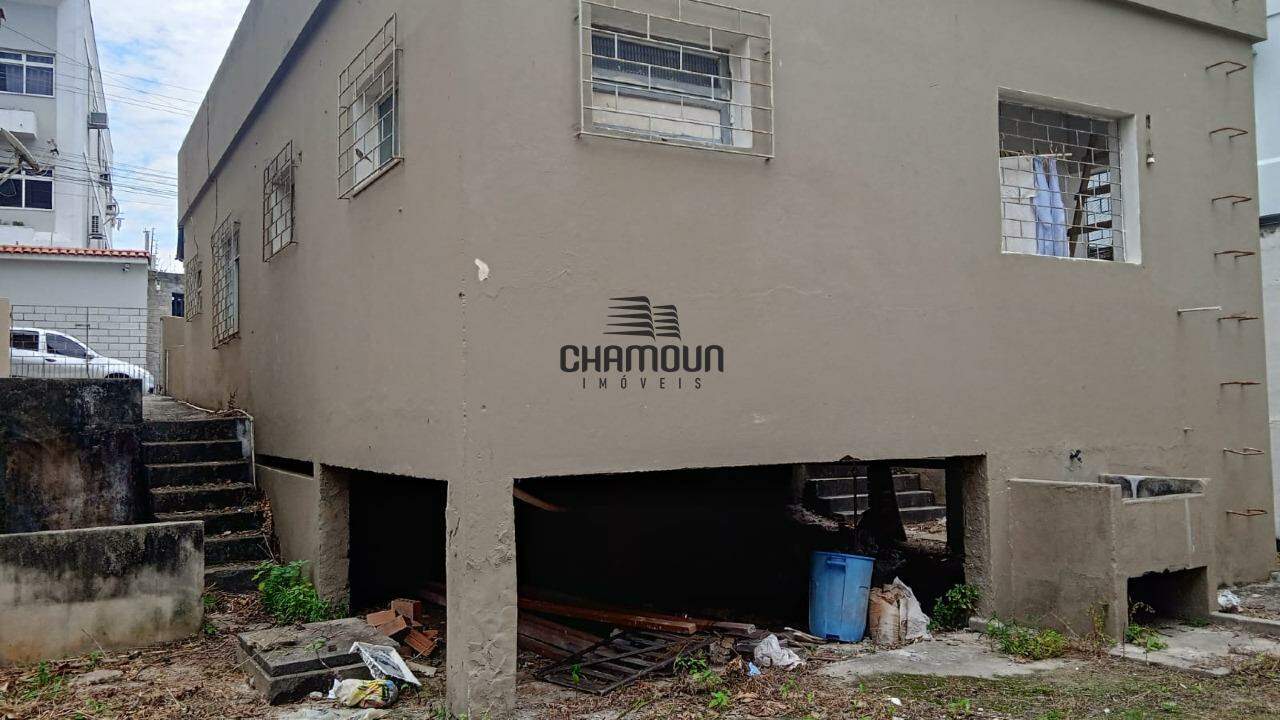 Casa à venda no Centro: Casa no centro de Guarapari