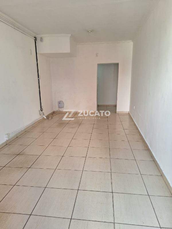 Sala para aluguel no Centro: 