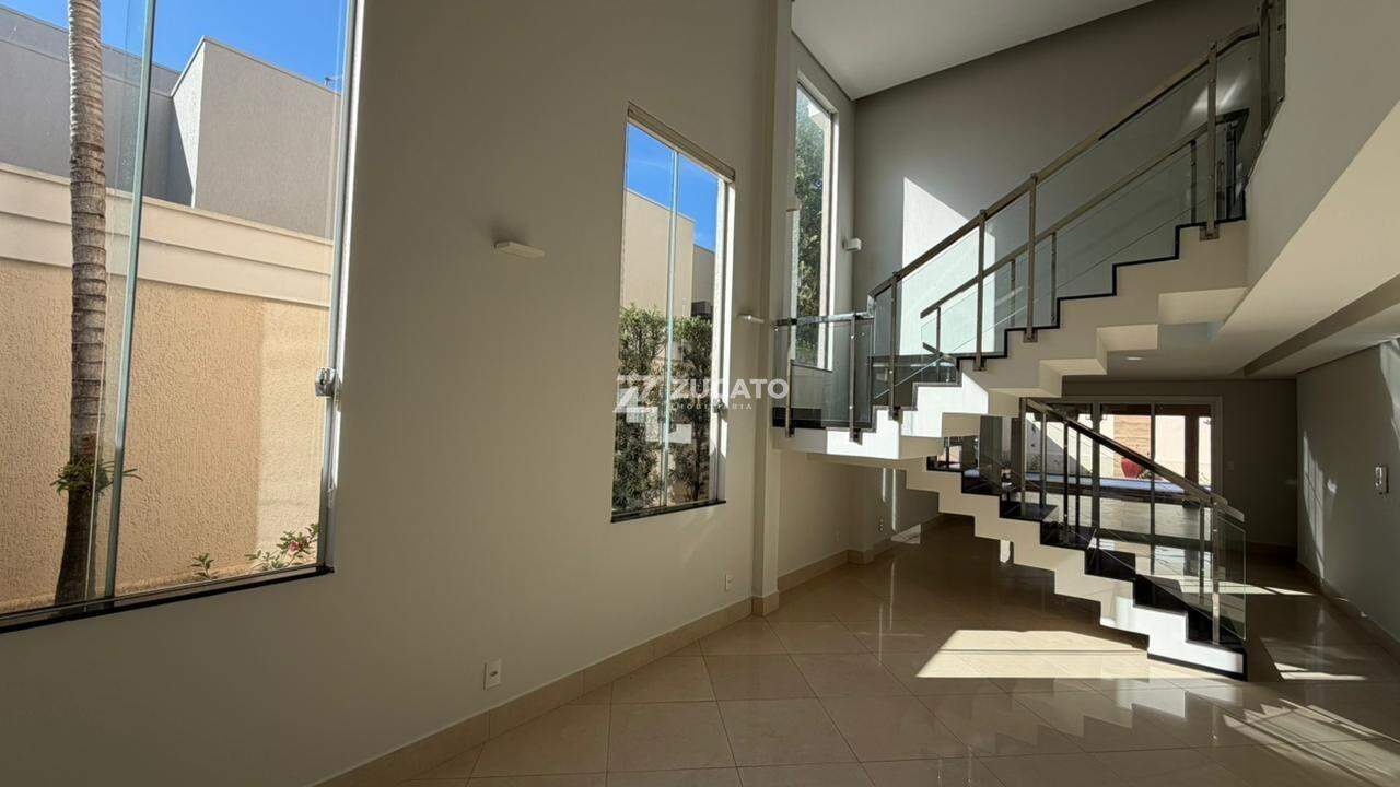 Casa em condomínio para aluguel no Flamboyant Residencial Park: 