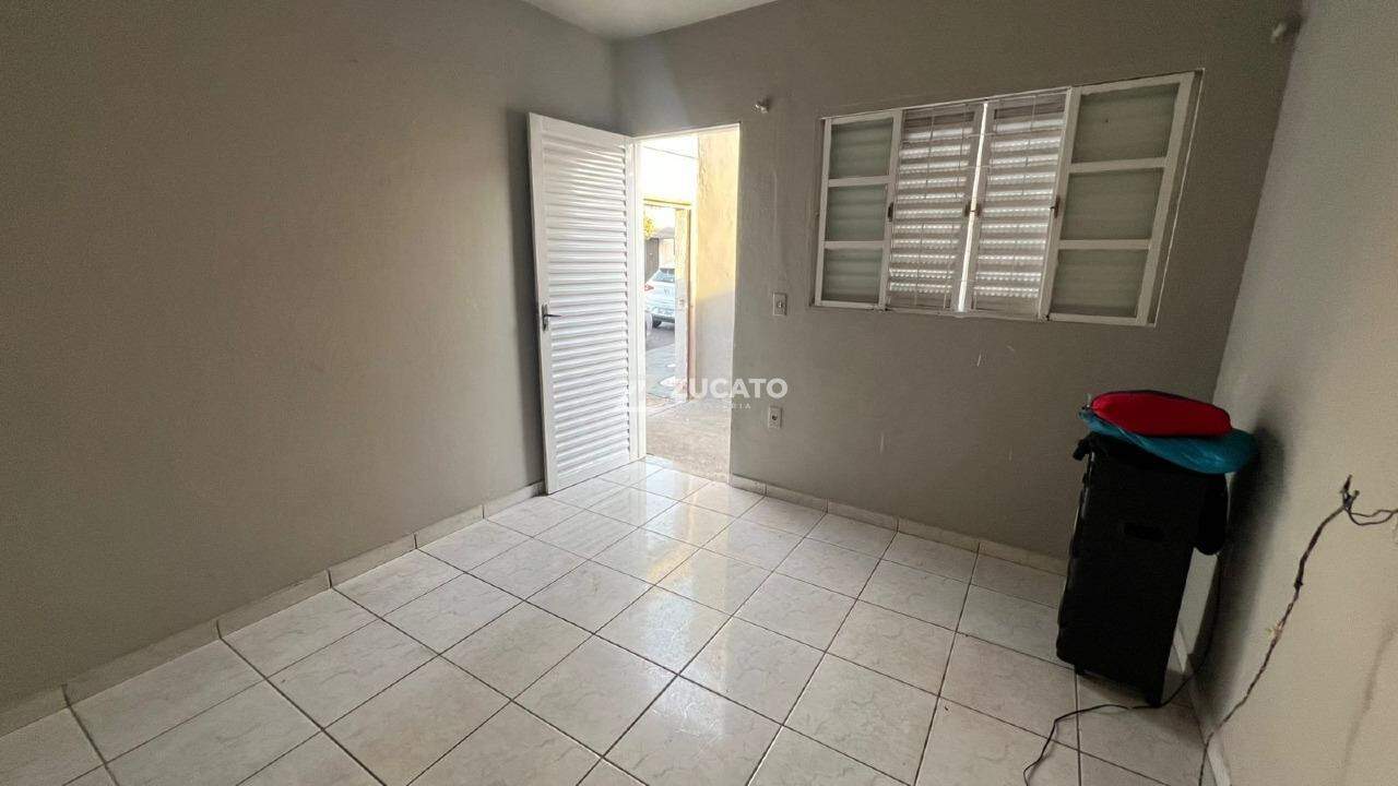 Casa para aluguel no Vila Nossa Senhora Aparecida: 