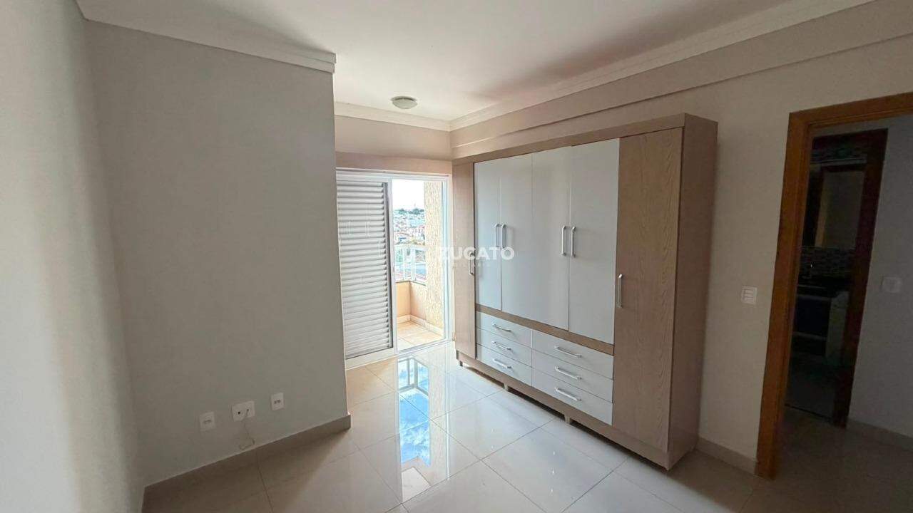 Apartamento para aluguel no Nossa Senhora da Abadia: 