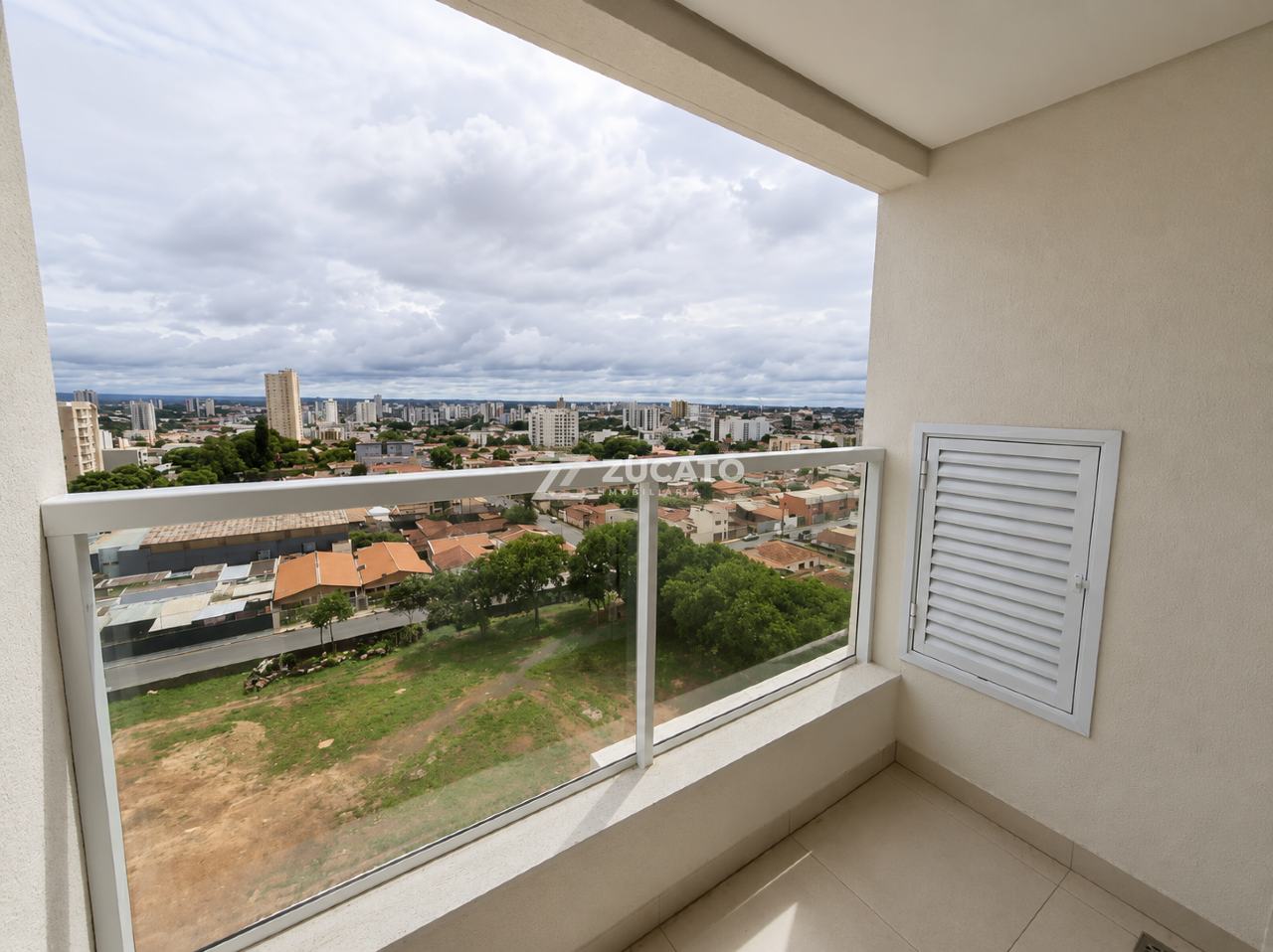 Sala para aluguel no Centro: 