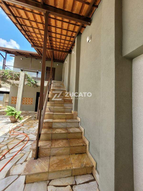 Casa para aluguel no Universitário: 