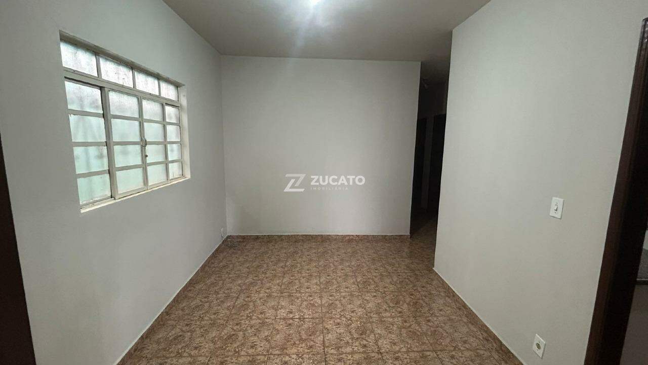 Casa para aluguel no Universitário: 